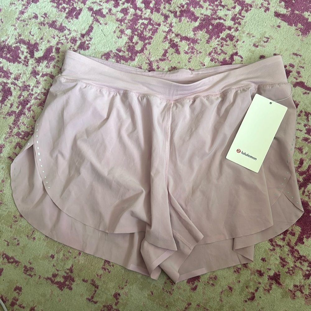 NWT - Lululemon, Find Your Pace High-Rise Lined Short 3" Size 12